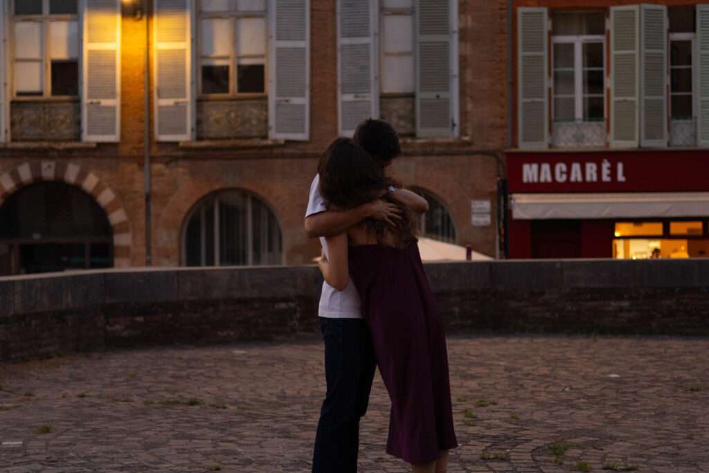 couple complice toulouse séance photo nuit couché du soleil
