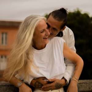 Cédric & Audrey, photos de couple à Toulouse, Place Saint Pierre