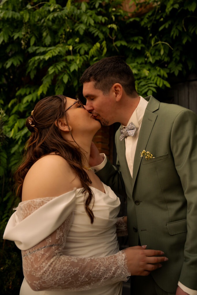 Couple mariage château Latournelle Aucamville
